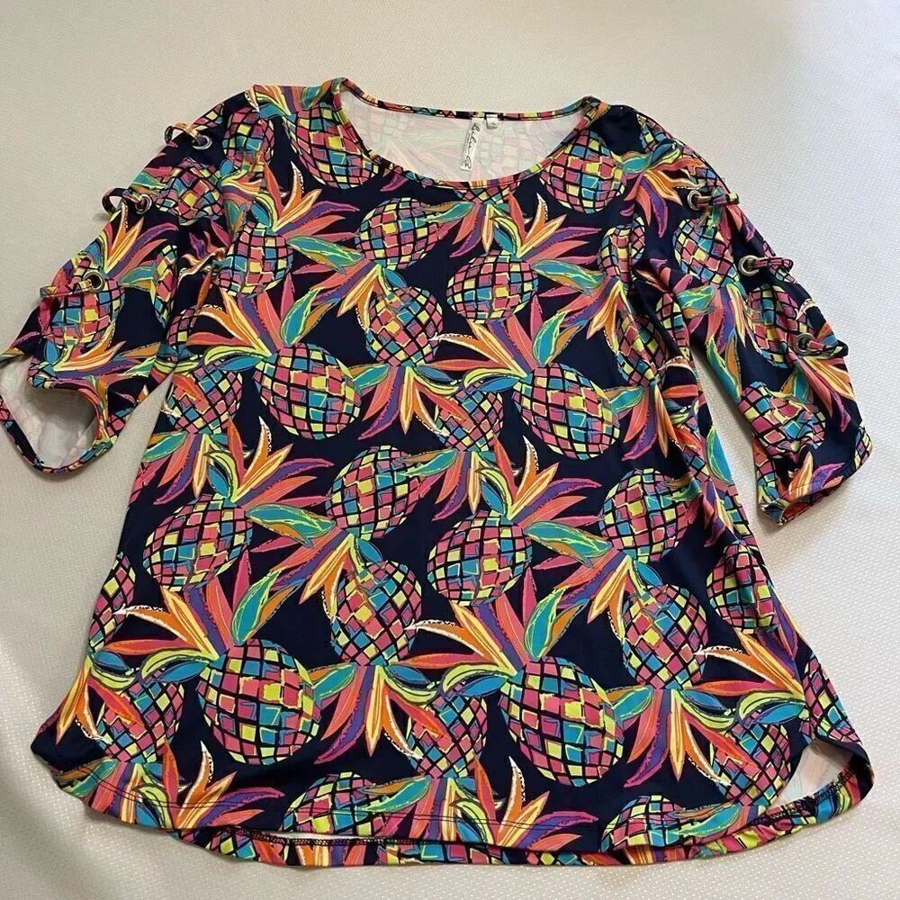 Lulu B Pineapple Top Blouse Size Small